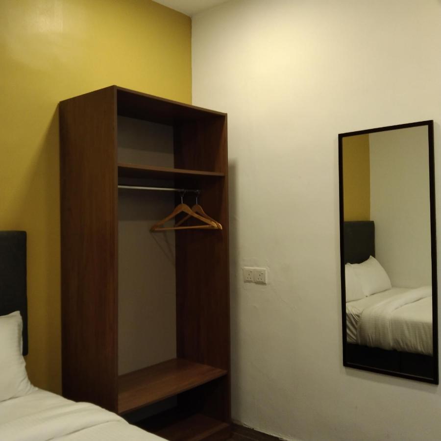 We Hotel Langkawi Kuah Esterno foto
